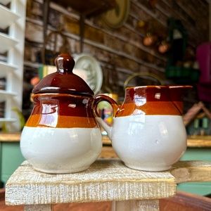 Set Of 2| 70’s vintage brown glazed sugar and creamer set